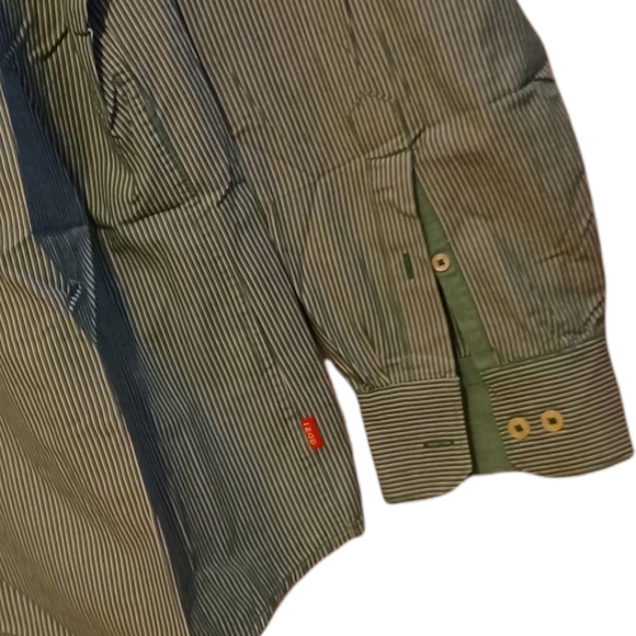 IZOD Green Striped Button Down Shirt Men's Size XL - Picture 4 of 6